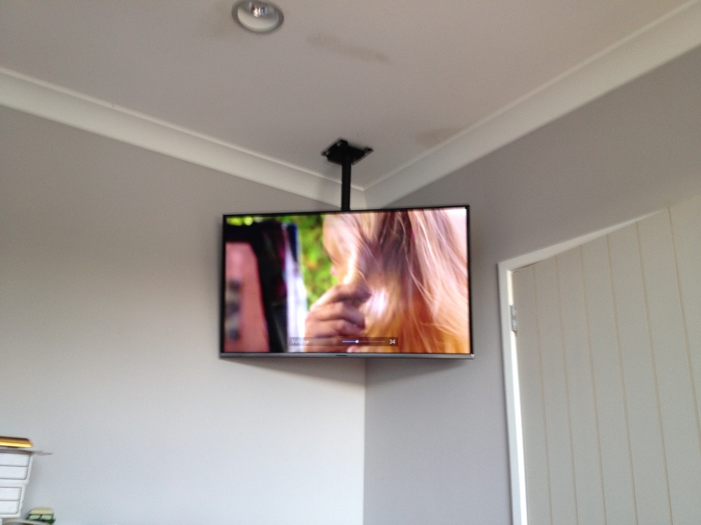 jaw dropping tv ceiling mounting in new windsor