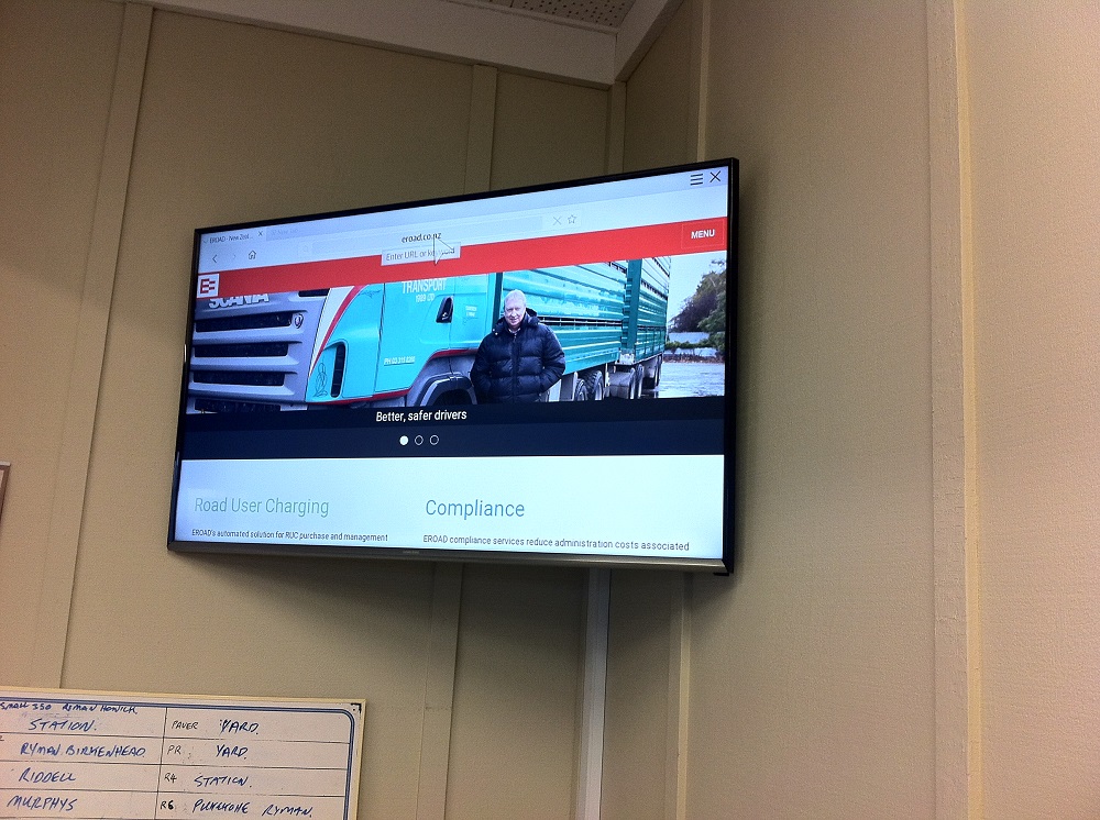 takanini wall mounted tv in commercial building
